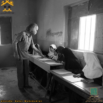 بنیاد همدلان کودک همگام با یاران در مسیر آموزش خواندن و نوشتن به بچههای دشتیاری در مسیر آموزش خواندن و نوشتن به بچه های دشتیاری